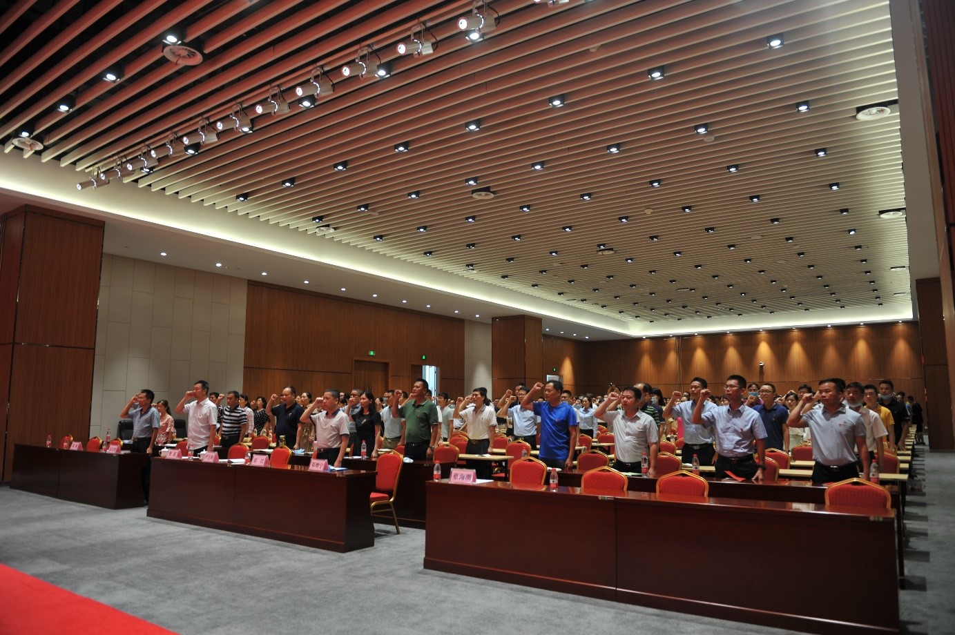 南宁农工商集团开展“习近平新时代中国特色社会主义思想进企业”宣讲活动