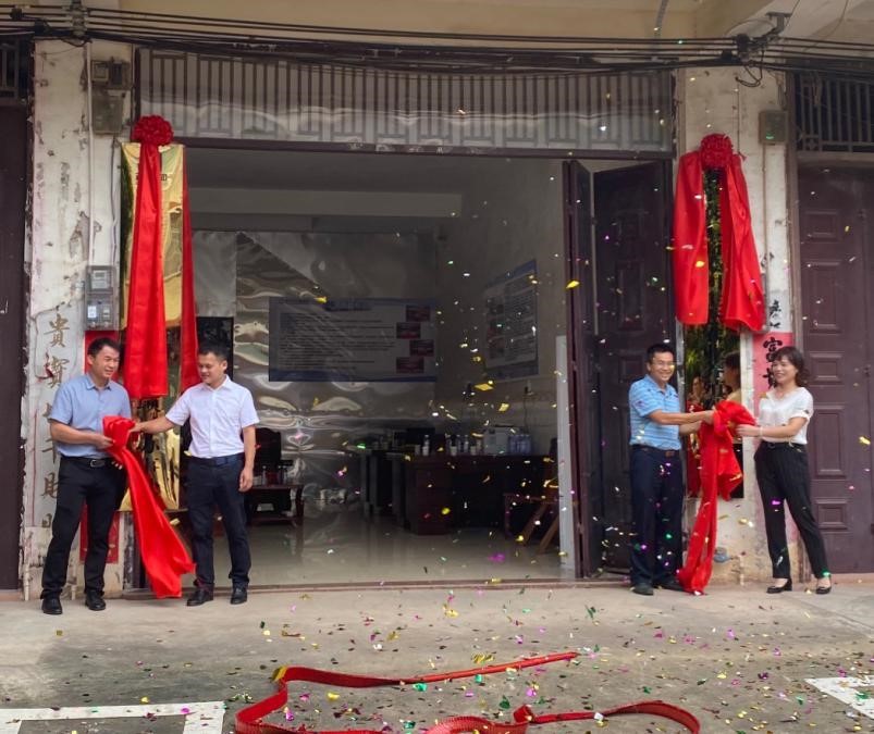 南宁农工商集团生态农业养殖项目办事处举行揭牌仪式