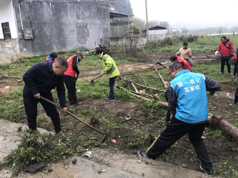 您好，我今天的名字叫“雷锋”！ ——南宁农工商集团“学雷锋”系列活动纪实